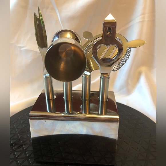 Bar Cart Must Have! 4 Piece Set - Picture 3 of 9